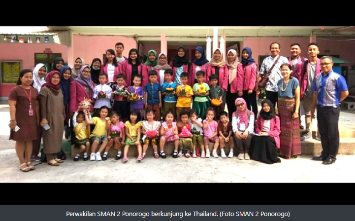 Pertukaran Pelajar SMAN2 Ponorogo dengan Kwongchow school Thailand